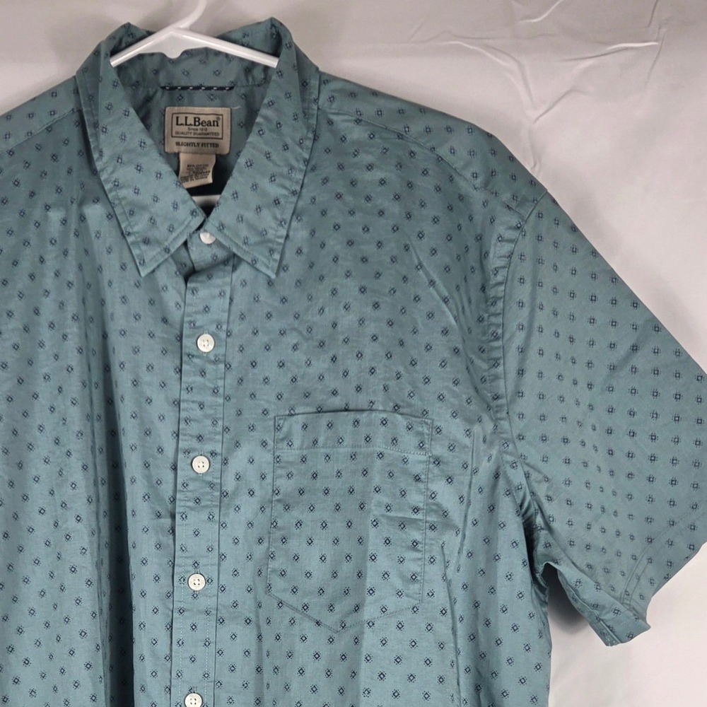 LL Bean Mens Slightly Fitted Short Sleeve Shirt Teal Diamond Print L-Tall 526569